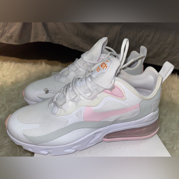 Nike women’s shoes - Picture 1 of 6